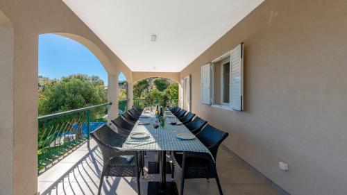 Villa Sunrise by Villas Guide