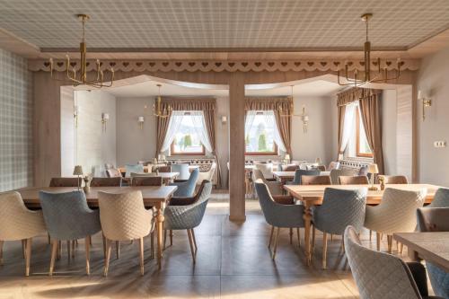 Khu vực ghế ngồi tại Willa Jędruś