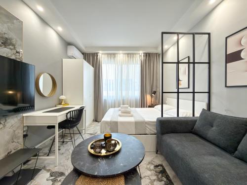 Luxury Downtown Apartment F1