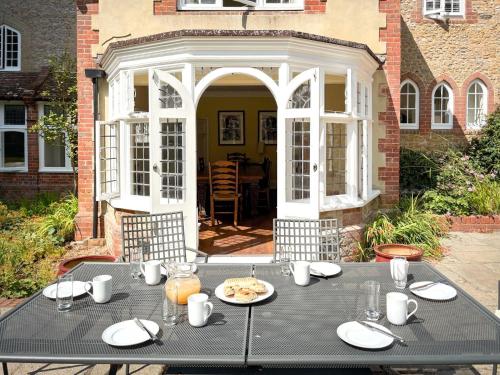 Galeriebild der Unterkunft 6 Bed in Haslemere oc-c34083 in Hindhead