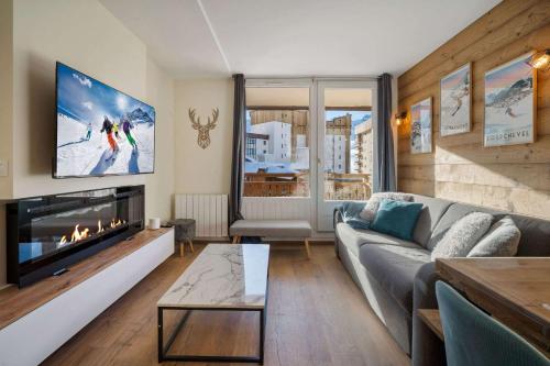 Ski-in ski-out Val thorens fully Renovated central with panoramic views photo 2