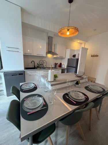 Cozy & air-conditioned 2 room apartment Patte d'Oie quiet neighborhood