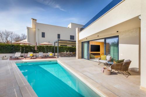 Villa Pelin by Villsy
