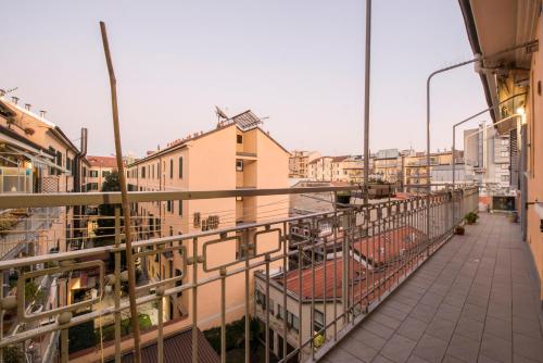 Via Piero della Francesca 38