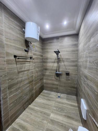 Phòng tắm tại Appartements meublés mpita