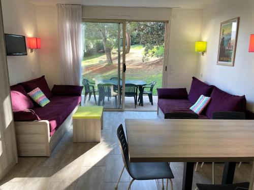 Côte d'Azur Saint-Raphaël, rez-jardin rénové