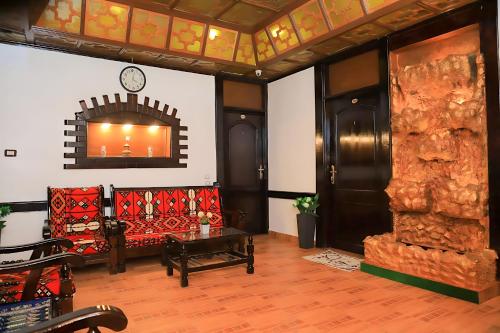 Khu vực ghế ngồi tại Kings Palace