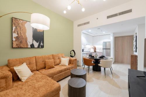 Meydan - Modern Family - 2BR Apartment - Azizi Riviera