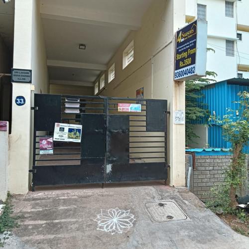 Gallery image of 4Seasons mens Hostel in Chennai