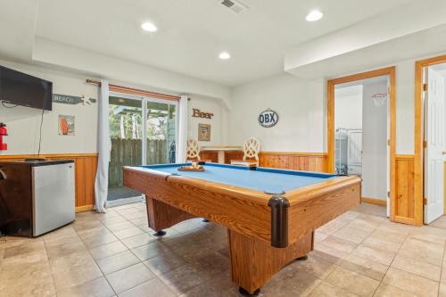 Billardbord på 1600 - 5 O`clock Somewhere