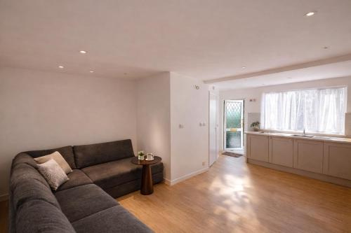 Et opholdsområde på Studio in Greenford - 20 mins to Heathrow or London