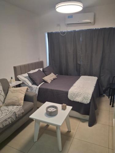 Et opholdsområde på Excellent Monoambiente