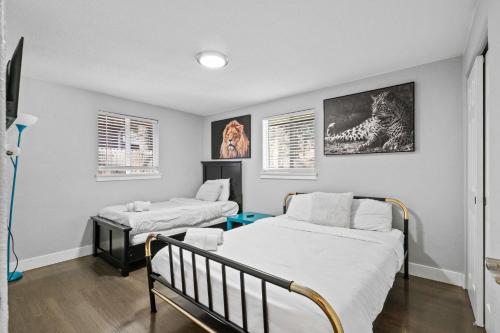 En eller flere senge i et værelse på Golfers Dream! Sweet NW location.