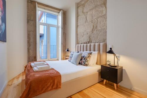 Luxury Style 8 with AC Downtown Porto near Metro