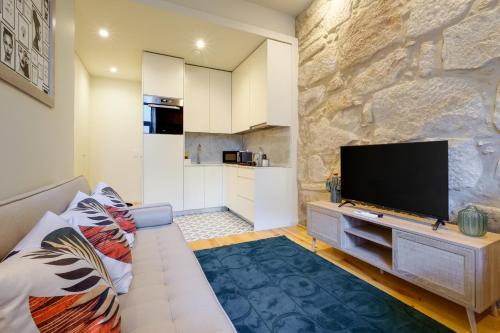 Luxury Style 8 with AC Downtown Porto near Metro