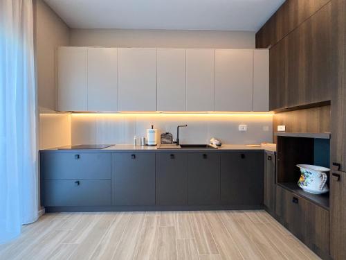 Cuisine ou kitchenette dans l'établissement InCentro Boutique Apartments