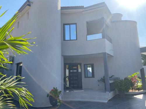 Bygningen som villaen ligger i