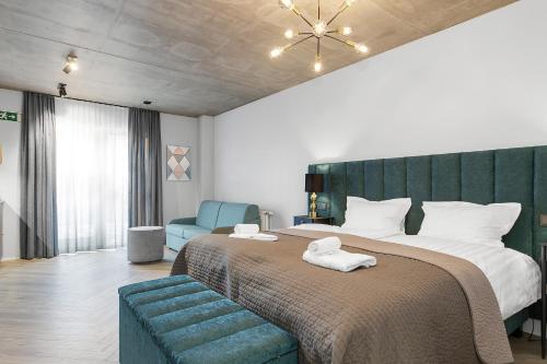 Giường trong phòng chung tại Backyard Apartments by Heimaleiga