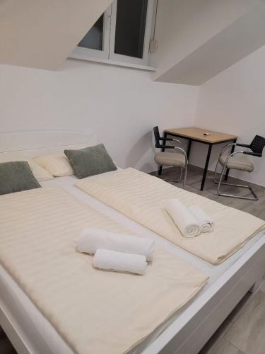 Ảnh trong thư viện ảnh của Beosan ở Železnička Stanica Zemunsko Polje