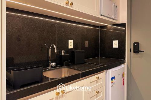 Køkken eller tekøkken på Solaz Smart Living - LikeHome Hospedagens