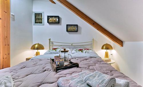 Attic in the city center