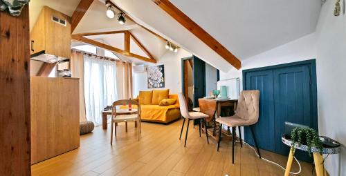 Attic in the city center