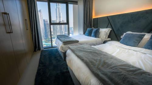 Elite Burj Khalifa Fountain 4 BR Flat