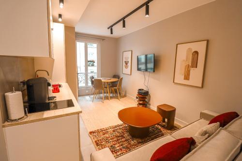 Appartement cosy Tour Eiffel-Invalides
