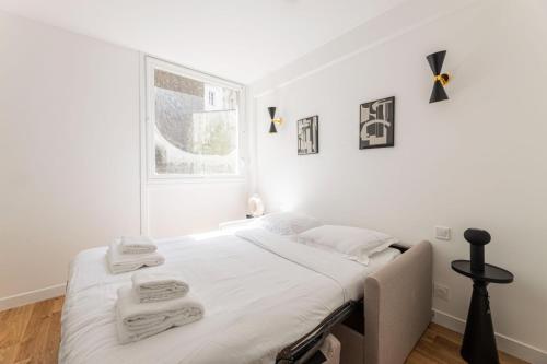 Elegant studio in Avenue Kléber, Paris 16th