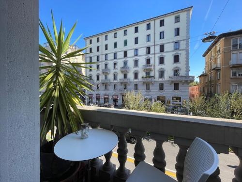 New one-bedroom apartment with terrace in the NoLo area, Metro 1 Rovereto stop