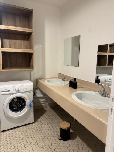 Large apartment for 10 people Saint Fargeau