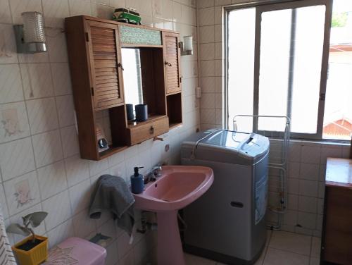 Koupelna v ubytování Alojamiento departamentito Viña del mar Chile Casa Segundo piso en arriendo completo