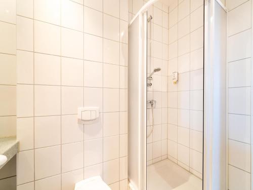 Phòng tắm tại Elegant eingerichtete Ferienwohnung