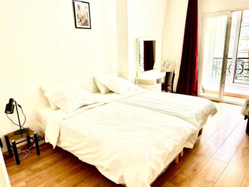 Bastillle two bedroom APT