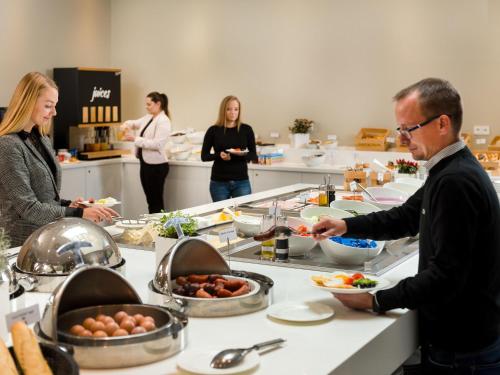 Mad på hotellet eller i nærheden