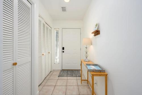 203 Tennismaster Shipyard Villa with Pool Views photo 22