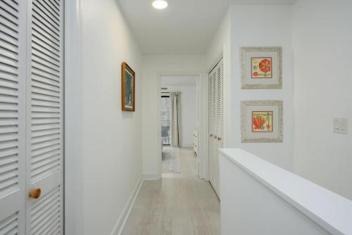 203 Tennismaster Shipyard Villa with Pool Views photo 25