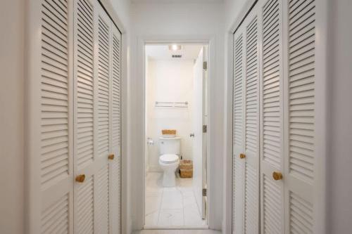 203 Tennismaster Shipyard Villa with Pool Views photo 33