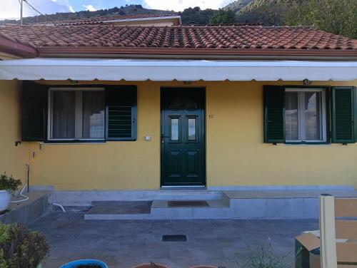 Bygningen som feriehuset ligger i