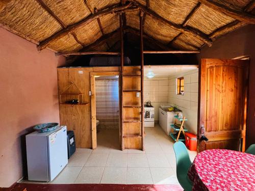 Køkken eller tekøkken på Cabañas Turi Lackar