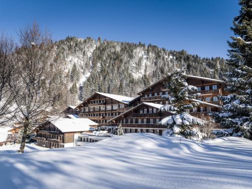 HUUS Gstaad v zimě