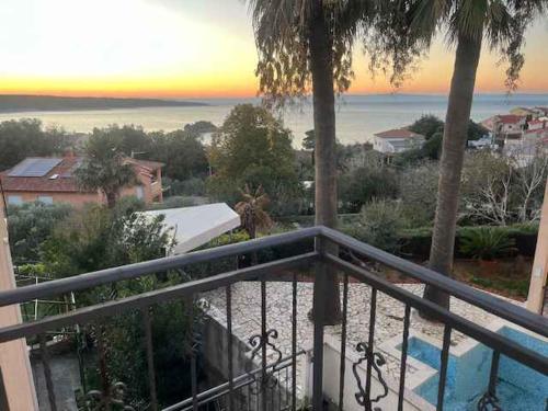 Apartment Supetarska Draga 11