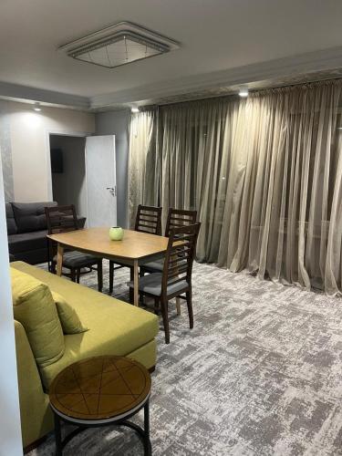 Luxury Apartments 50 Nalbandyan Street