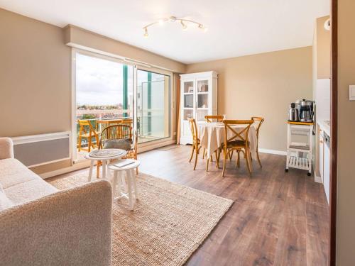 Studio Confortable au Touquet Proche Plage - FR-1-821-43