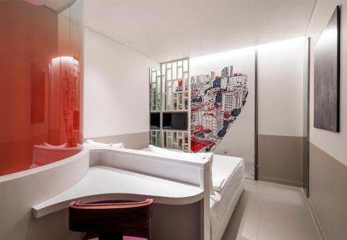 Phòng tắm tại Wink Tuy Hoa Beach, Unscripted by Hyatt