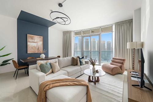 Silkhaus Vacation Homes New 2BDR in Julphar Near ADGM