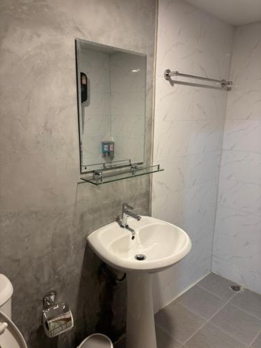 Phòng tắm tại Nuree Bungalow 2