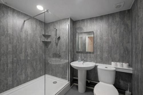 Et badeværelse på Hotel Express Newcastle Gateshead