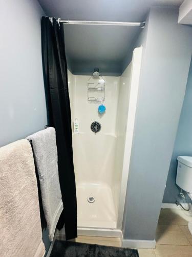 Photo de la galerie de l'établissement Sky Cove - Skyline, River Vibes, à Windsor