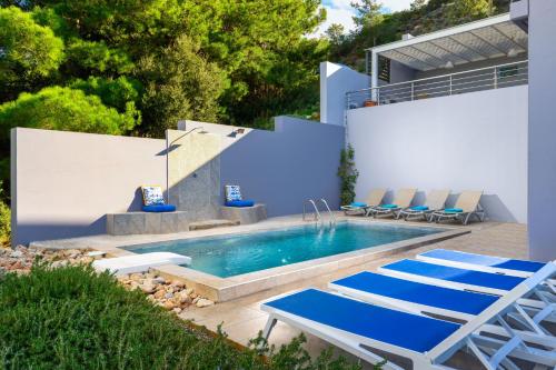 Hồ bơi trong/gần Articiano Villa